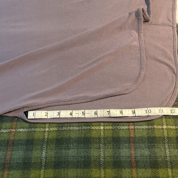 Side Story Tee, Dusky Lavender - Picture 7 of 8